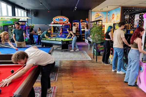 Arcade & Billard